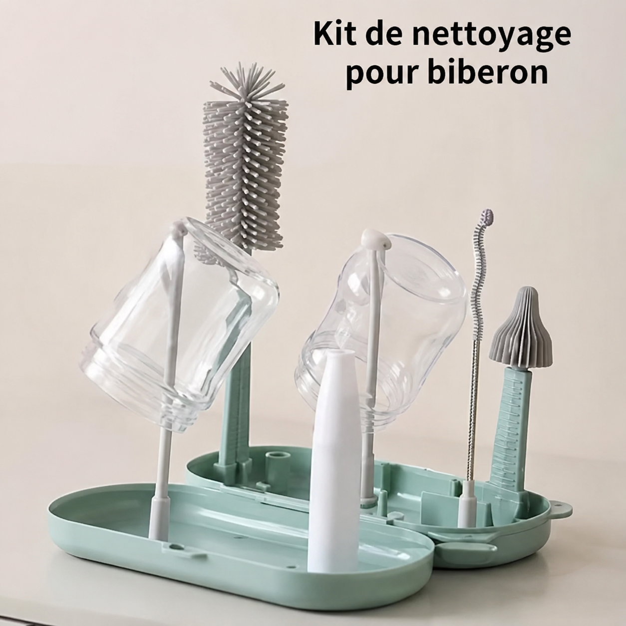 kit egouttoir biberon sur table.